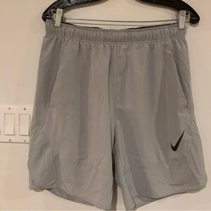 Nike Grey Shorts Mens Medium M Gym Run Drawstring Elastic